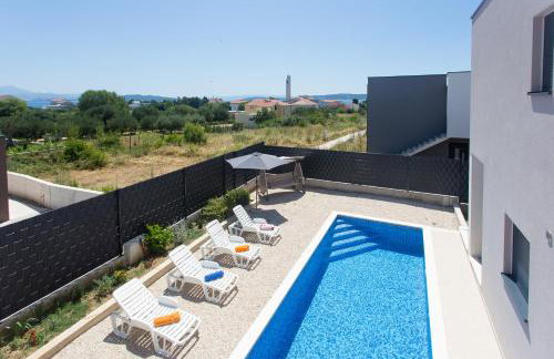 Modern apartment with swimming pool - Foto 50