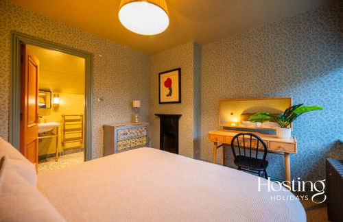 The Writers Retreat - Photo 44