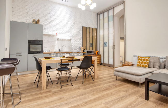 JOIVY Stylish Central Maisonette - Photo 21