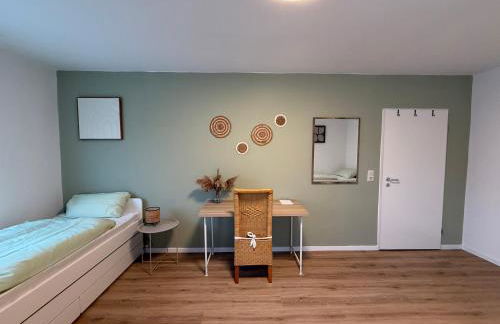 100qm-3 Room-Free Privat Parking-WIFI-SN Apartment - Foto 5