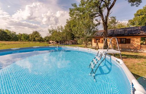 Stunning Home In Licko Petrovo Selo With Wifi - Foto 11