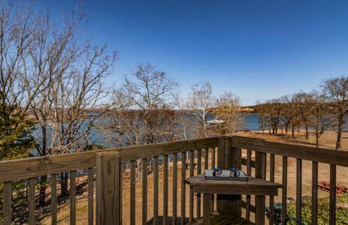 Lake Front King Suite: Full Kitchen-Lakefront Deck- Shared Hot Tub - Foto 34