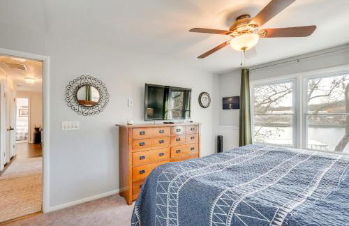 Family Home with Private Dock on Lake of the Ozarks! - Foto 16