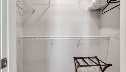 Ground Floor King Beds Pool Gym Near Hill AFB - Foto 3