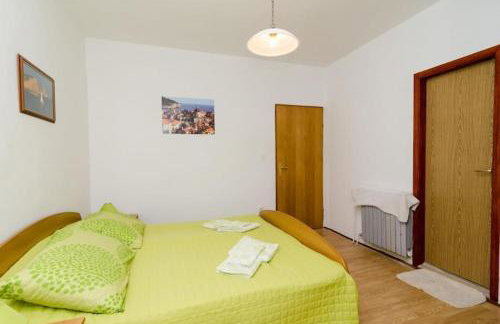 Guest House Kola - Double Room with Terrace - Foto 6