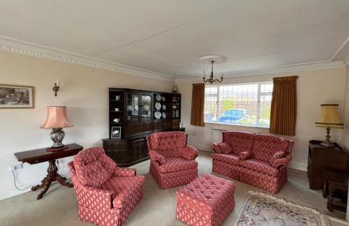 Spacious bungalow with large private garden - Foto 9