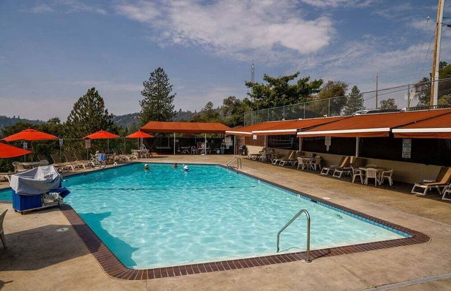 Marina Beach Lodge - Lakefront Home on Beach! by Yosemite Region Resorts - Foto 16