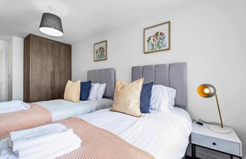 St Martins 2 Bedroom Apartments in Ruislip By 360 Stays - Foto 107