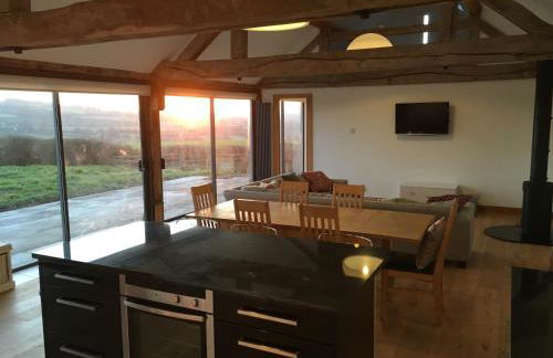 Red Brick Barn - Photo 2