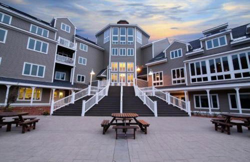 Enjoy snowball fights or romantic nights in a 1BD vacation apartment - Foto 1