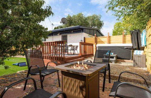 Mini Golf • Fire Pit • Hot Tub | Game House for 14 - Foto 25