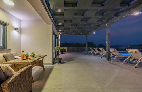 Villa Katarina with pool and jacuzzi - Foto 31