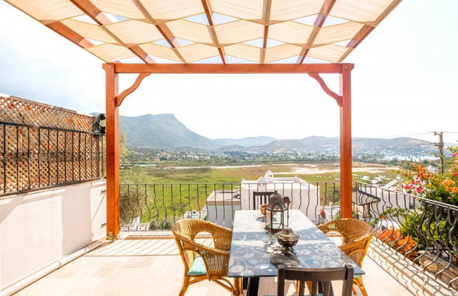 Impressive House Near Paradise Bay in Bodrum - Photo 8