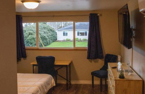 Private Home - Playground, Jumping Mat, BBQ, Darts, Firepit, Gazebo, 4 Smart TVs, White Cotton Bedding, - The Redwood Cul-De Sac Beach Retreat - Foto 39