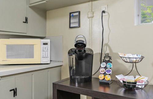 Cozy Holiday Hideaway King Bed Free Parking - Foto 6