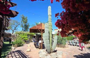 Casa Sunrise, Large Home, Minutes from Airport, YRMC, Mexico Borders - Foto 38