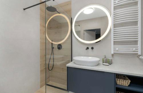 Bright Apartment Spadochroniarzy in Dziwnów with Parking & Pool by Noclegi Renters - Foto 29