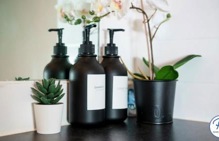 Penthouse - Amazing City Skyline Views - Balcony - FREE extra 2 hours - FREE Parking - Utilita Arena - Bullring Shopping - New St Station- Super King Size Bed - Foto 63