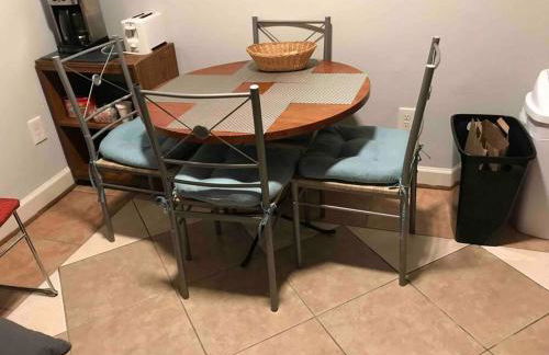 Walk2Metro's,DCGem,Private,Wifi, FreeParking - Foto 46