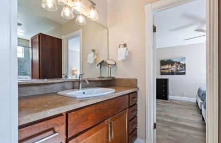 Chardonnay Charm by Avantstay Luxe Group Retreat w/ Pool Mins to Wineries - Foto 60