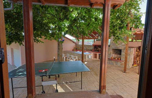 VILLA PEPONI Spacious Traditional Villa with Garden - BBQ & Private Parking - Photo 52