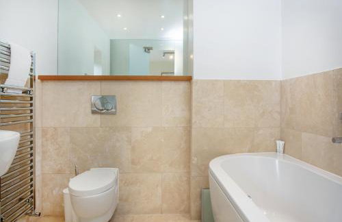 Kingfisher - Photo 17