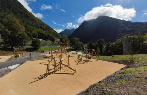 Studio vue montagnes RDC piscine - Foto 4