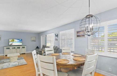 Beachside Las Olas Getaway Oasis with Pool - Foto 4