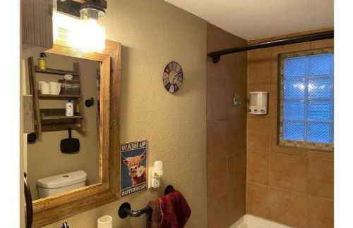 Stockyards-Walk 1 Block to StockYards-Cowboy Cabin - Photo 6