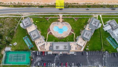 Lovely 2 Bedroom Beachfront Condo - Foto 3