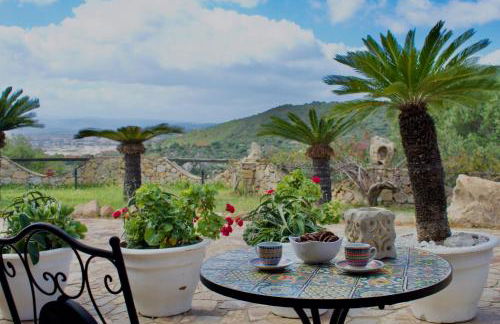 Villa con Splendido Giardino e Vista Mare a Osseddu - Olbia - Photo 4