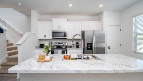 Modern 2 BR Townhome | Close 2 Beach. - Foto 4