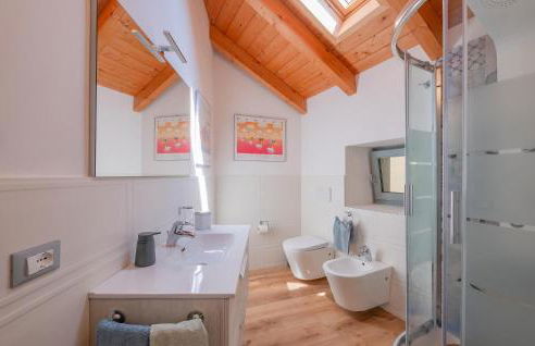 Awesome Home In Albagnano Di Bee - Foto 23