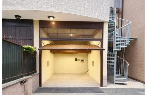 Bed & Garage Apartment in Villa - Photo 5