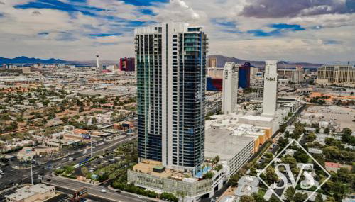 StripViewSuites Two-Bedroom Conjoined Suite at Palms Place - Foto 2