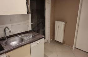 Basecamp 60 am Waldrand - für Gruppen Familien Monteure - helles 2-Zimmer-Souterrain - Frankfurt, Hanau, Gießen - kostenlose Parkplätze - Foto 17