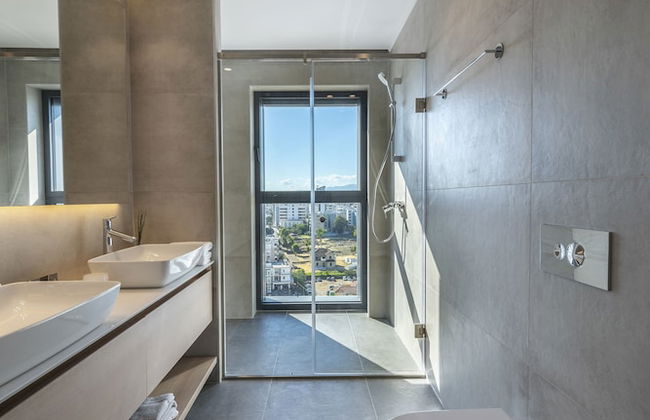 Central Park Residence - Photo 47