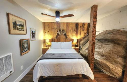 Bear Cave- Pet Friendly Suite in Shaver Lake - Foto 7