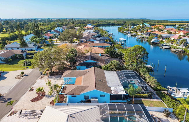 Waterfront Pool House w/ Heated Pool! - Foto 48