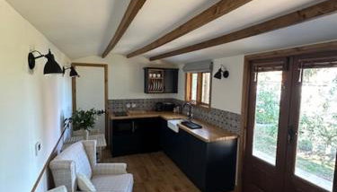 Swifts Return Shepherd's Hut - Foto 4