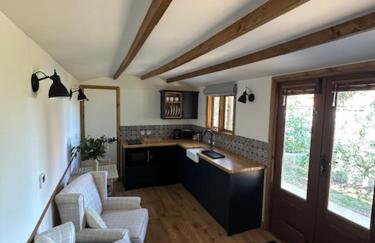 Swifts Return Shepherd's Hut - Foto 4