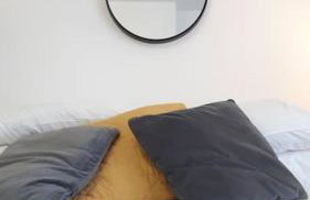 Free Parking Spacious Home - Photo 47