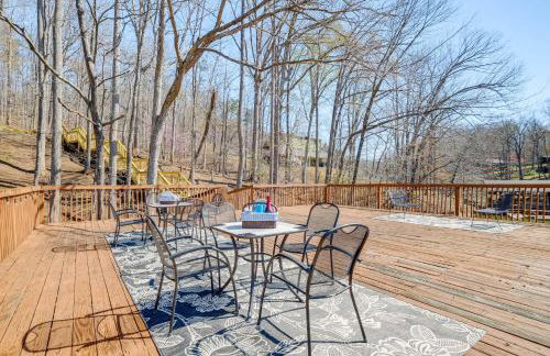 Fish, Boat and Hike Lakefront Home with Game Room! - Foto 40