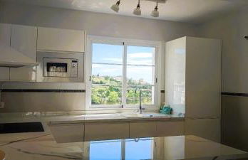 Casa Lidia, bonito y cómodo ático con rooftop privado, impresionantes vistas mar, montaña y jacuzzi - Foto 13