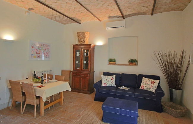 Modern Holiday Home in Foligno - Loc. With Pool - Foto 54