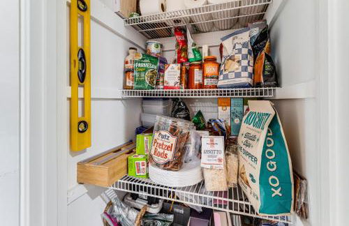 No Car Needed! Condo in Old Town Alexandria - Foto 15