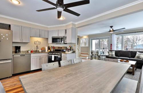 Premium 5 bedroom, pet friendly private home with hot tub 3 miles from the Skyship Bear - Foto 9