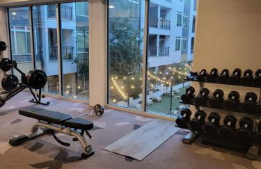 Beautiful Condo on Riverwalk w King Ste Free Parking Pet friendly centrally Located on the Riverwalk - Photo 8