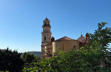 Au coeur du village de Calenzana - Foto 1
