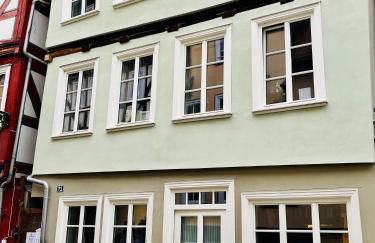 AyCatcherHomes - Luna Boutique Duplex Apt 3BR 2BA 7G Old Town Marburg - Foto 53